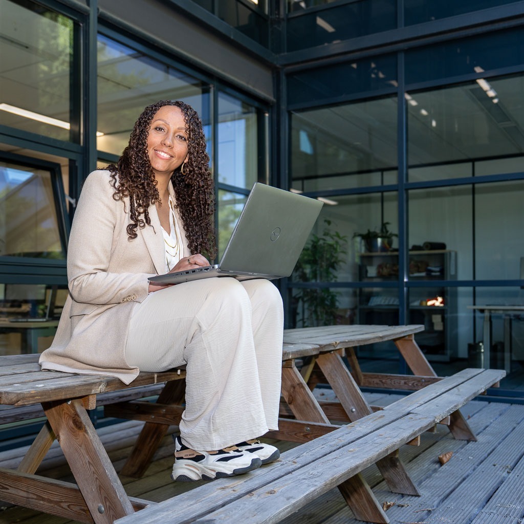 RPS-artikel-gezicht-achter-asmara-toppenberg